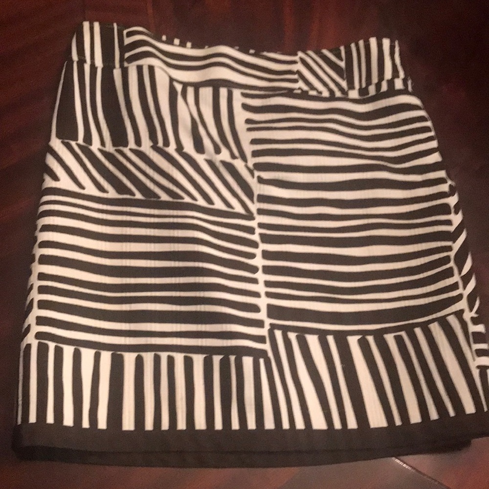 Ann Taylor Brown & White Print Skirt